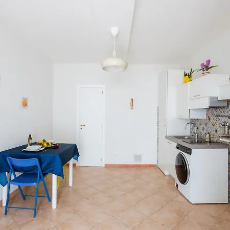 Realty Holidays - Sun&sea Apartment